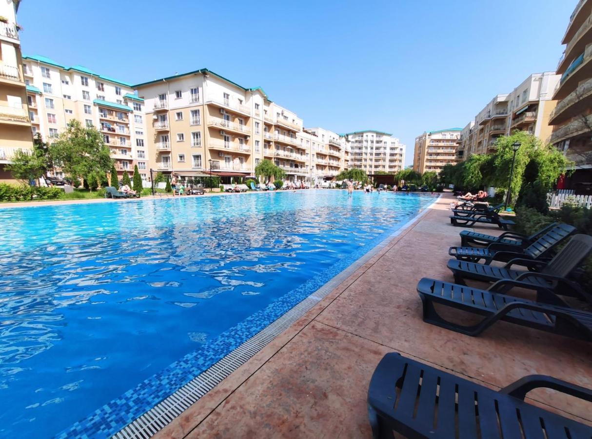 La Dolce Vita Apartment Stefanestii de Jos Екстер'єр фото