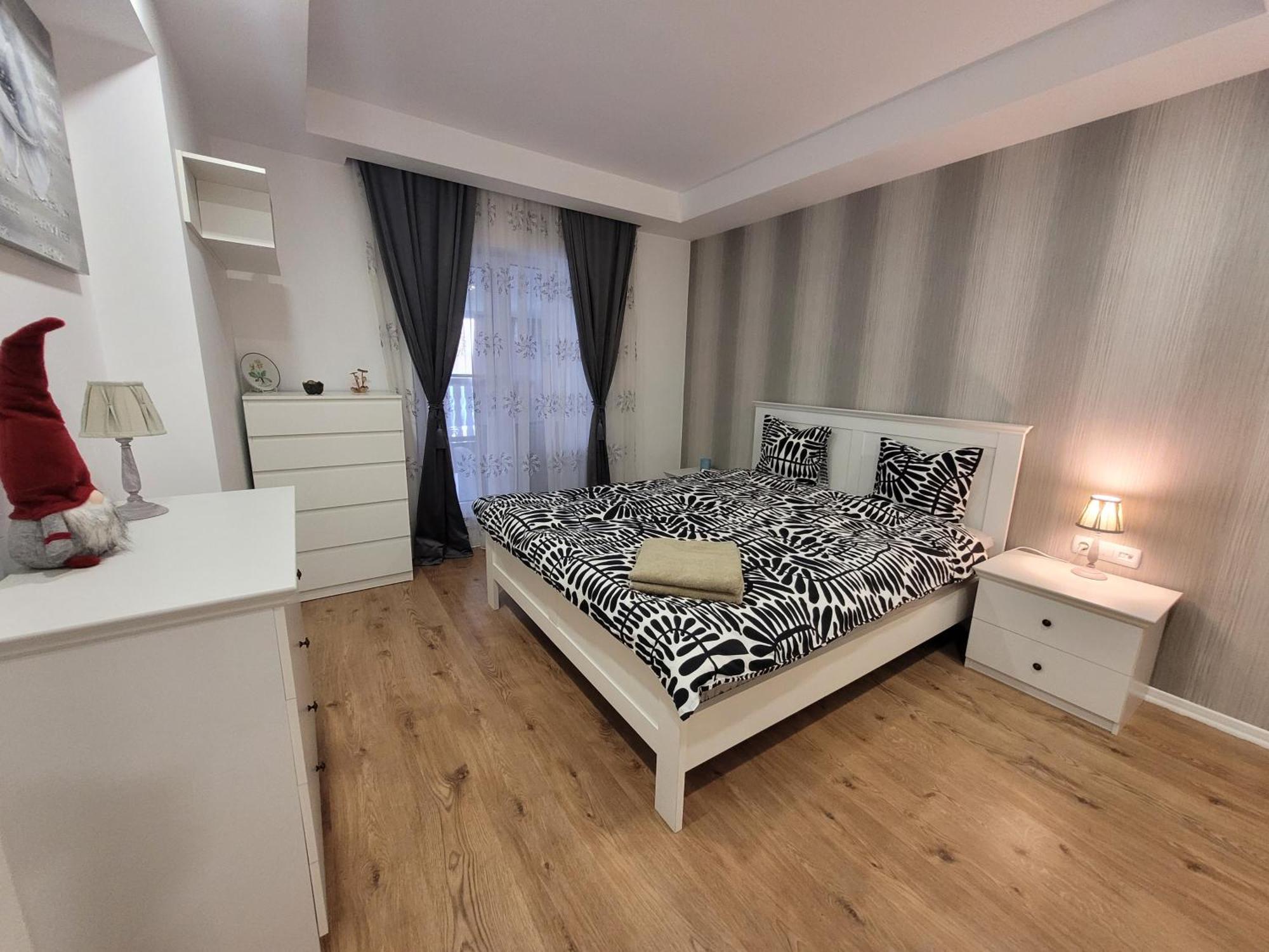 La Dolce Vita Apartment Stefanestii de Jos Екстер'єр фото