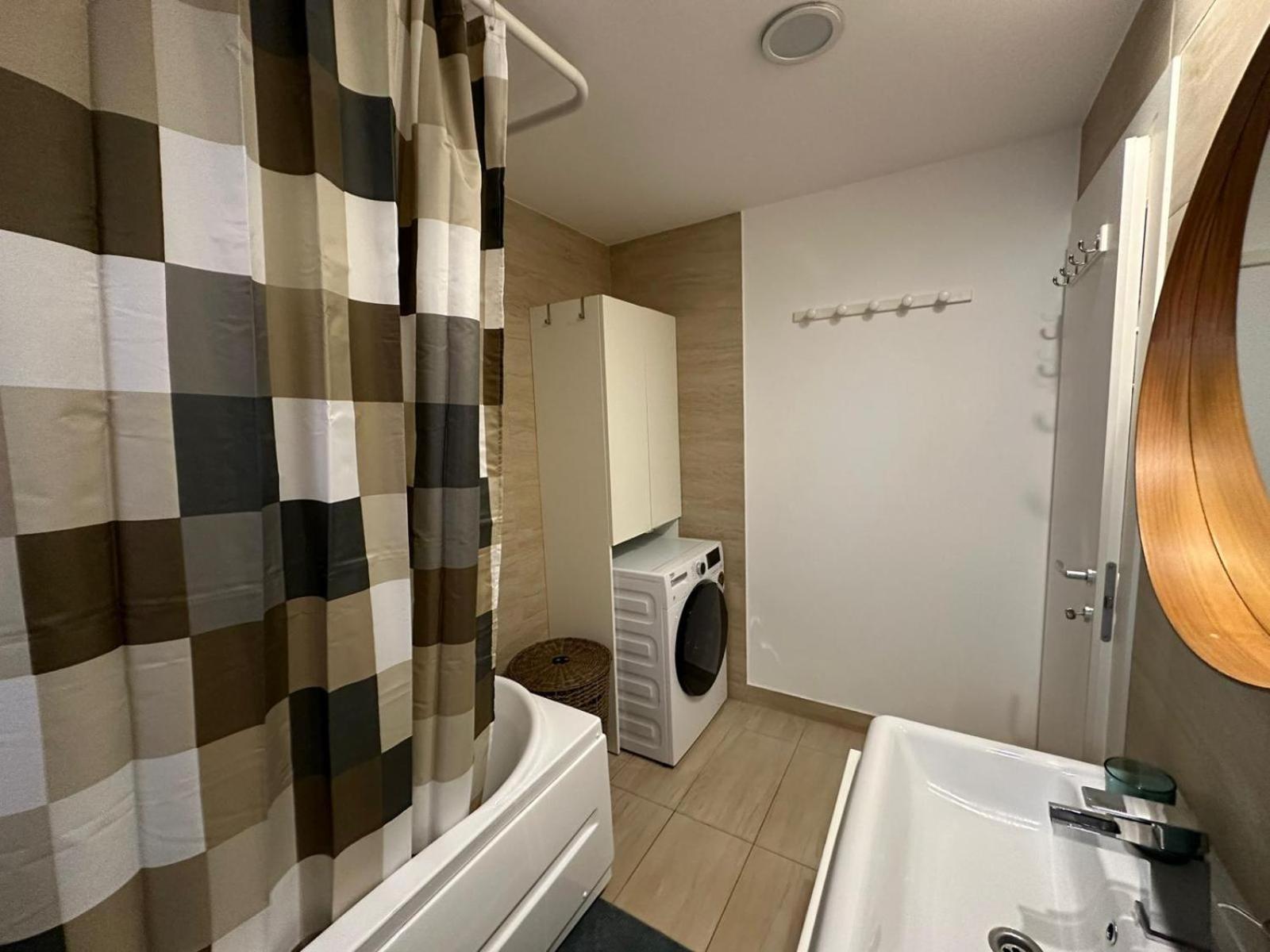 La Dolce Vita Apartment Stefanestii de Jos Екстер'єр фото
