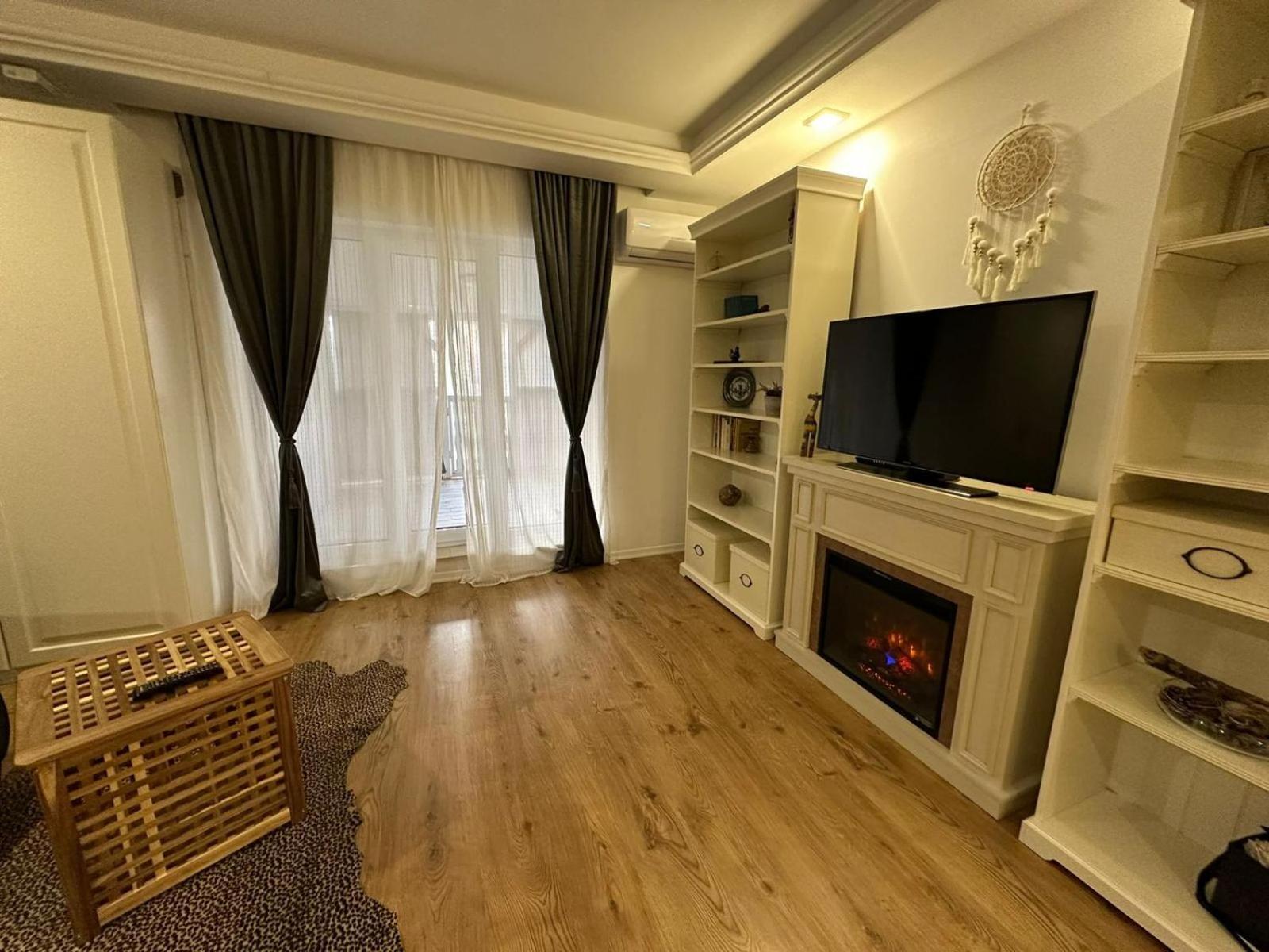 La Dolce Vita Apartment Stefanestii de Jos Екстер'єр фото